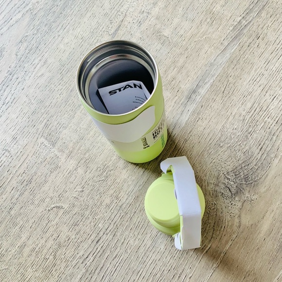 NWT❤️ Stanley Light Green IceFlow Aerolight Bottle 16oz. - Picture 3 of 8